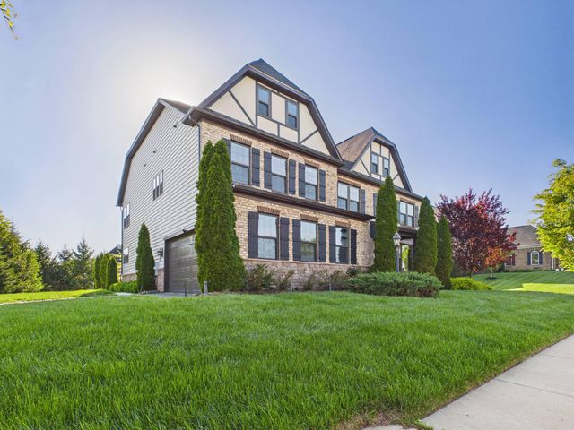 42106 BARRYMOORE PL, Chantilly, VA 20152