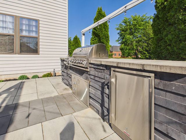 42106 BARRYMOORE PL, Chantilly, VA 20152