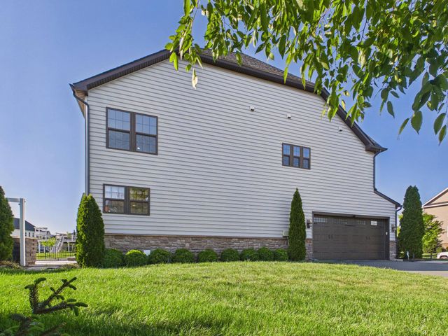 42106 BARRYMOORE PL, Chantilly, VA 20152
