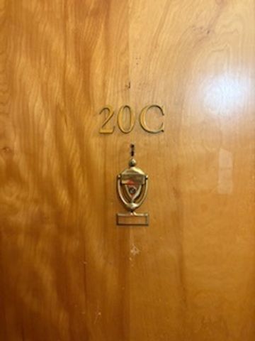 940 Holbrook Road 20C, Homewood, IL 60430