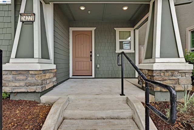 24221 2nd st, Hayward, CA 94541