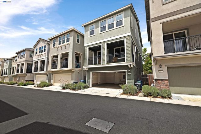 24221 2nd st, Hayward, CA 94541