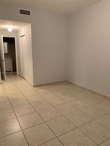 7290 NW 114th Ave 307-7, Doral, FL 33178