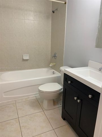7290 NW 114th Ave 307-7, Doral, FL 33178