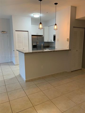 7290 NW 114th Ave 307-7, Doral, FL 33178