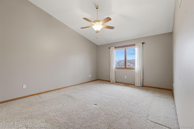 2264 Willow Tree Drive, Brighton, MI 48116