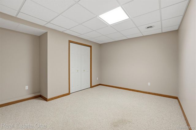 2264 Willow Tree Drive, Brighton, MI 48116