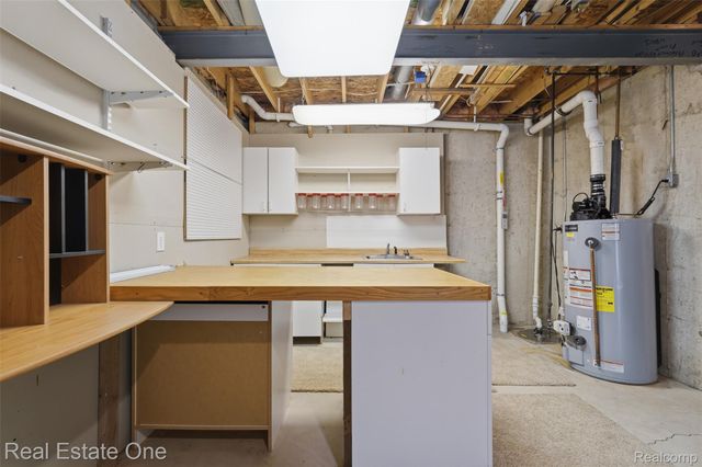 2264 Willow Tree Drive, Brighton, MI 48116