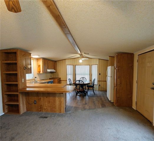 656 E Gordon Drive, Mohave Valley, AZ 86440