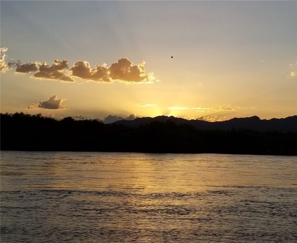 656 E Gordon Drive, Mohave Valley, AZ 86440