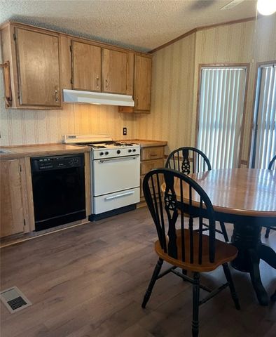 656 E Gordon Drive, Mohave Valley, AZ 86440