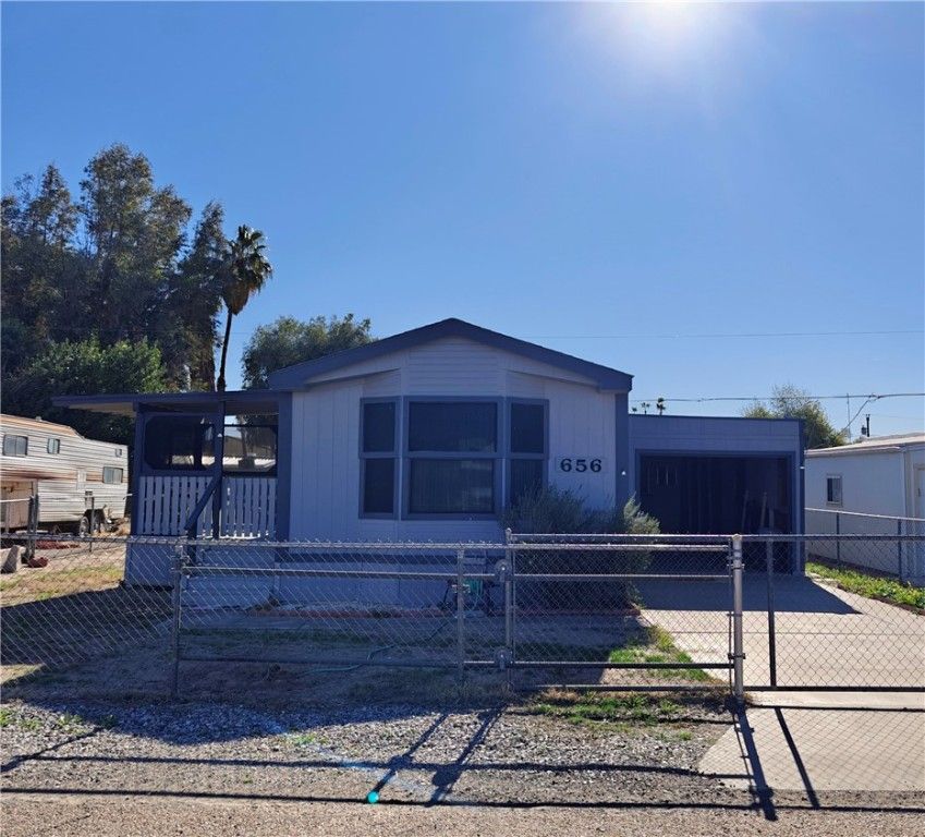 656 E Gordon Drive, Mohave Valley, AZ 86440