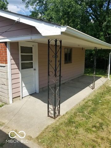 525 S 4th Avenue, Beech Grove, IN 46107