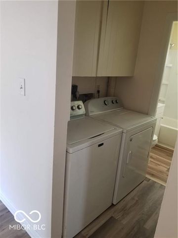 525 S 4th Avenue, Beech Grove, IN 46107