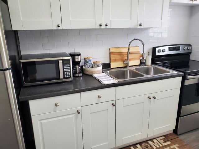 413 SE 23RD Street, Fort Lauderdale, FL 33316