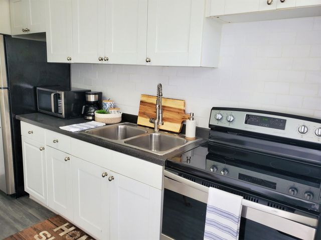 413 SE 23RD Street, Fort Lauderdale, FL 33316