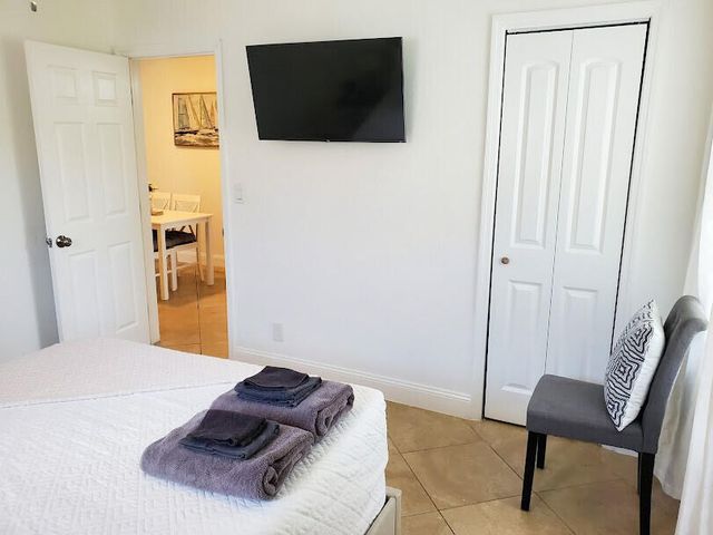 413 SE 23RD Street, Fort Lauderdale, FL 33316