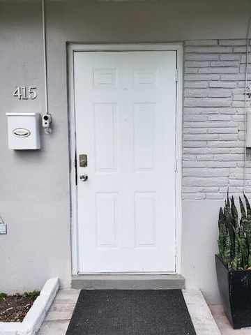 413 SE 23RD Street, Fort Lauderdale, FL 33316