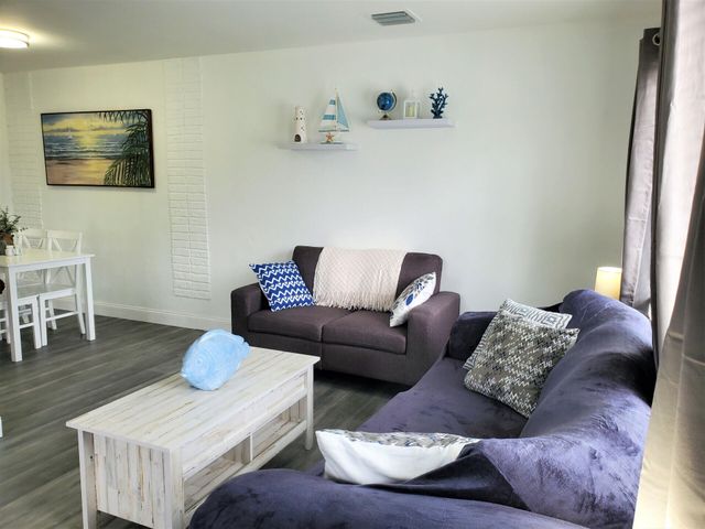 413 SE 23RD Street, Fort Lauderdale, FL 33316