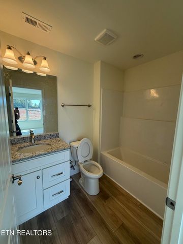 7334 Whispering Creek Lane, Powell, TN 37849