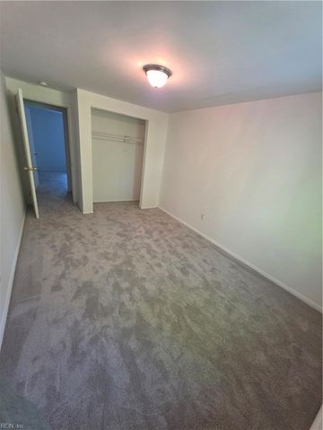 6420 Faraday CT, Norfolk, VA 23513