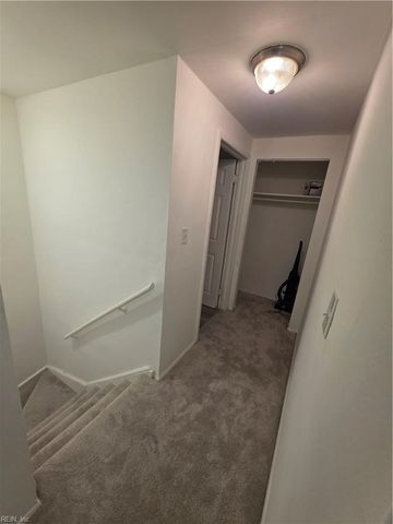 6420 Faraday CT, Norfolk, VA 23513