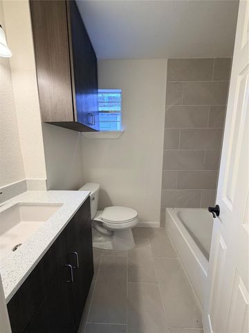 5130 Engleford Street, Houston, TX 77026