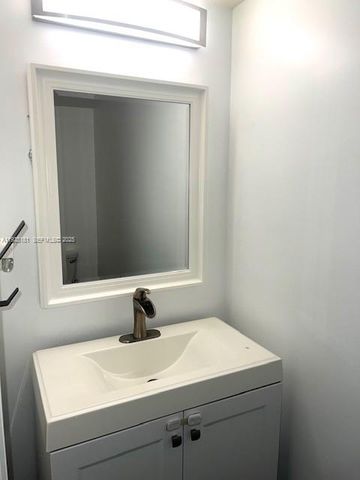 5505 NW 27th Ct 5505, Margate, FL 33063