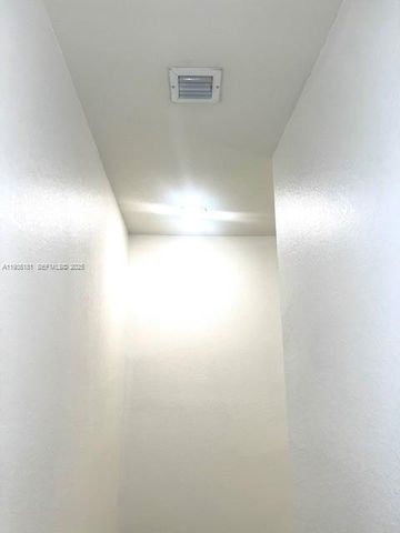 5505 NW 27th Ct 5505, Margate, FL 33063