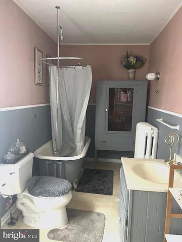 222 DOCK ST, Schuylkill Haven, PA 17972