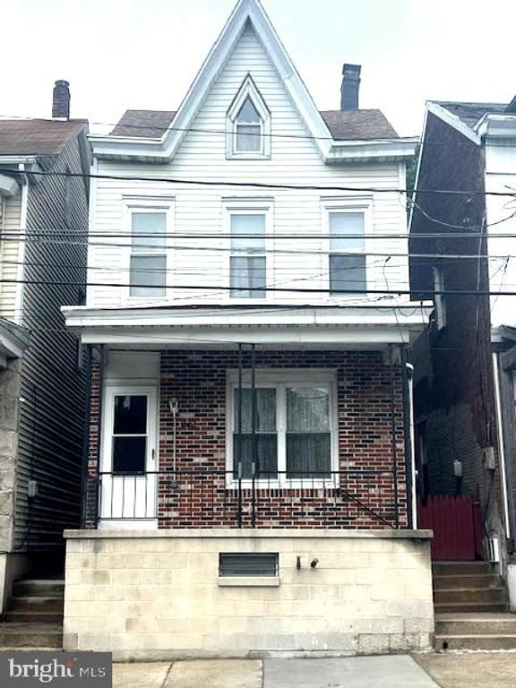 222 DOCK ST, Schuylkill Haven, PA 17972