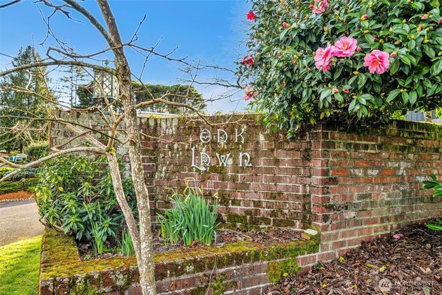 6437 Hampton Road S, Seattle, WA 98118