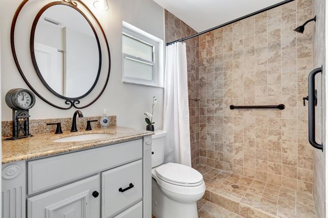 5770 PRINCESS PALM Court F, Delray Beach, FL 33484