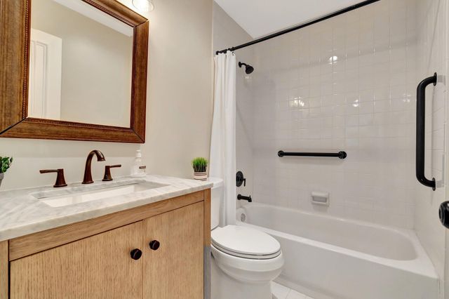 5770 PRINCESS PALM Court F, Delray Beach, FL 33484