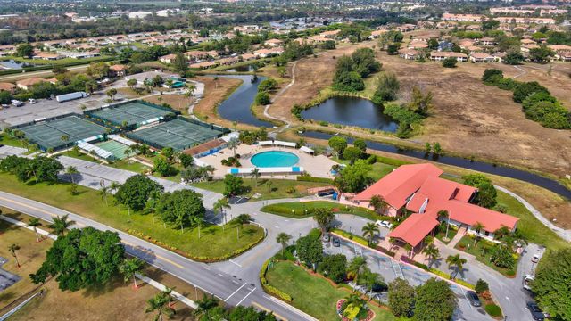 5770 PRINCESS PALM Court F, Delray Beach, FL 33484