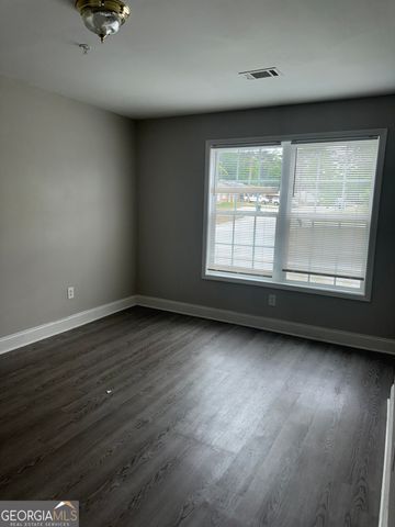 1240 NW Pinedale Circle, Conyers, GA 30012