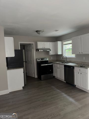1240 NW Pinedale Circle, Conyers, GA 30012