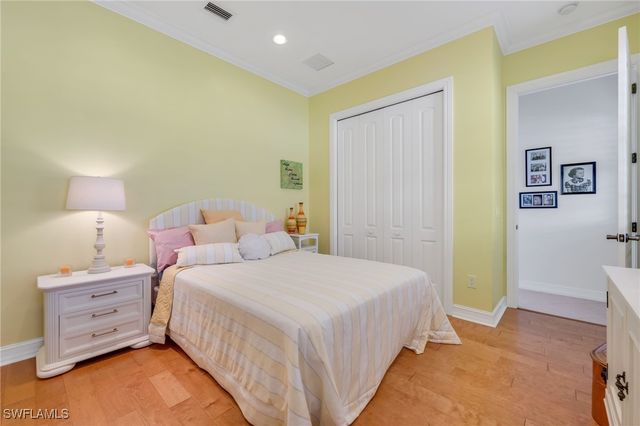 4967 RUSTIC OAKS CIR, Naples, FL 34105