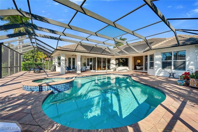 4967 RUSTIC OAKS CIR, Naples, FL 34105