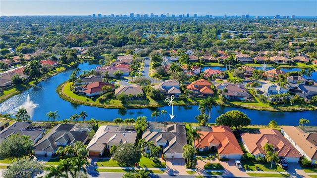 4967 RUSTIC OAKS CIR, Naples, FL 34105