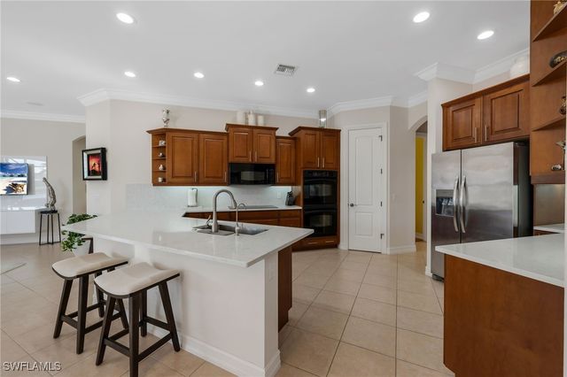 4967 RUSTIC OAKS CIR, Naples, FL 34105