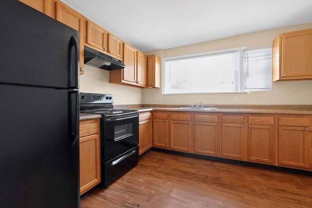 182 S Sylvan Avenue, Columbus, OH 43204