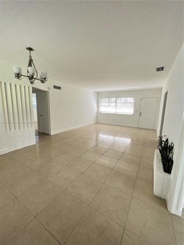 33 NW 87th St, El Portal, FL 33150