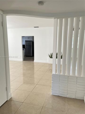 33 NW 87th St, El Portal, FL 33150