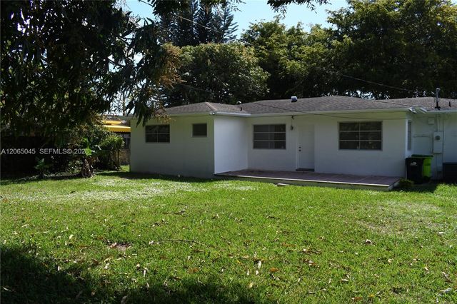 33 NW 87th St, El Portal, FL 33150