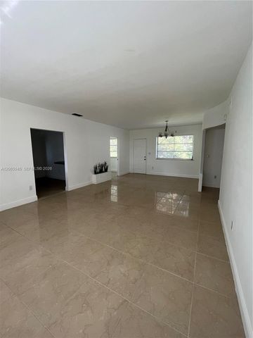 33 NW 87th St, El Portal, FL 33150