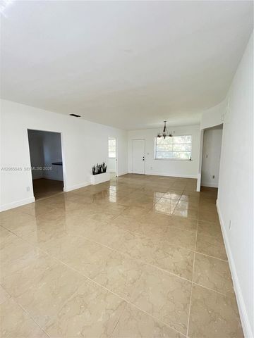 33 NW 87th St, El Portal, FL 33150