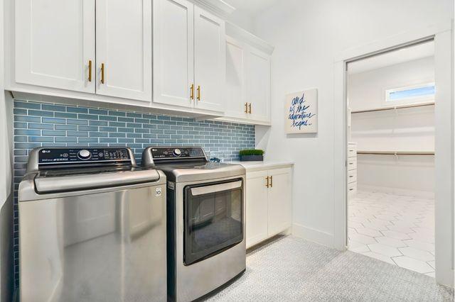 205 Oak Creek Drive, Tool, TX 75143