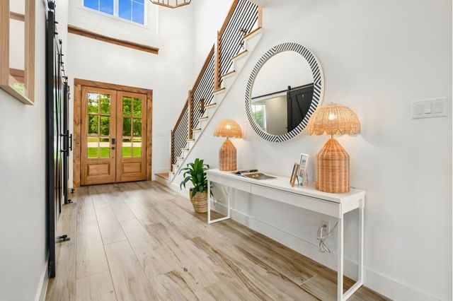 205 Oak Creek Drive, Tool, TX 75143