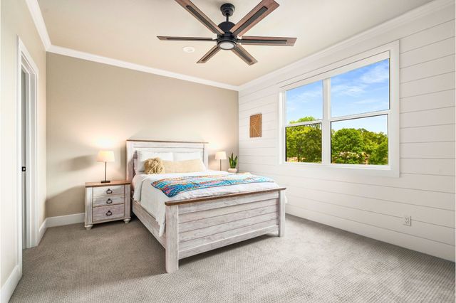 205 Oak Creek Drive, Tool, TX 75143